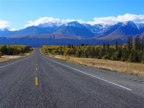 絶景ドライブ(c)Arctic Range Adventure